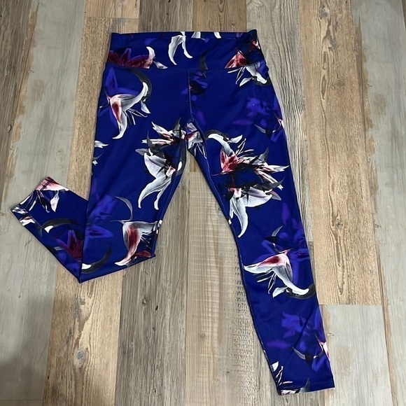 Guru Active Womens Leggings Pants Blue Floral Print Stretch Elastic Waist Sz XL - Picture 1 of 10